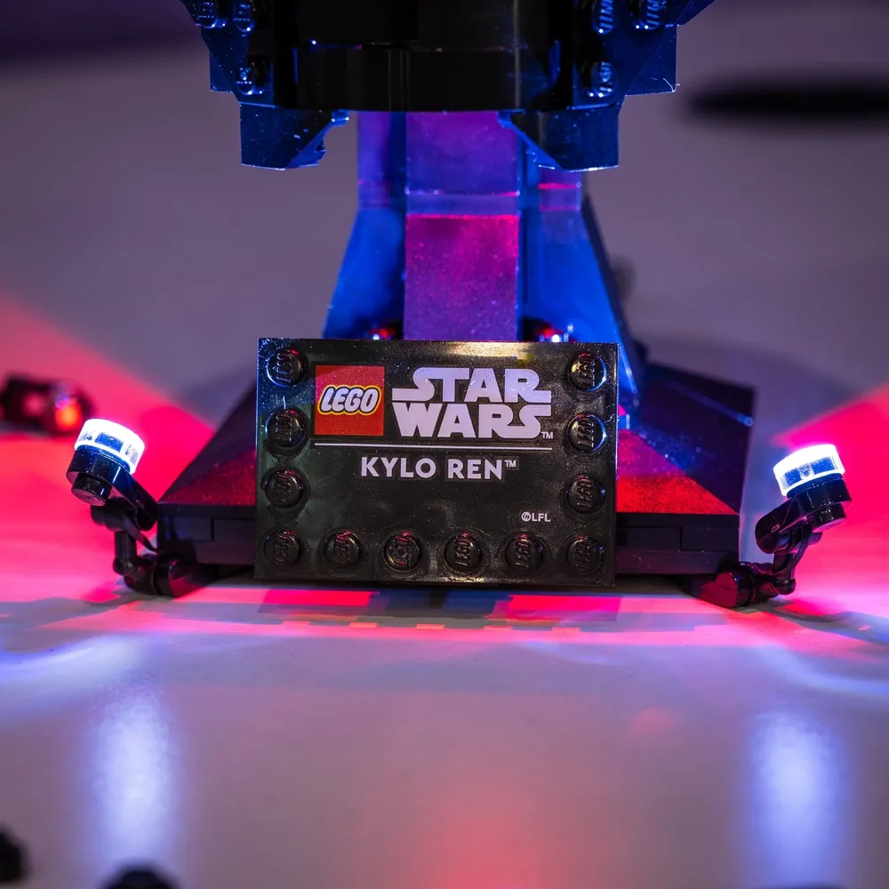 DIY light installation for LEGO 75415 with LightMyBricks