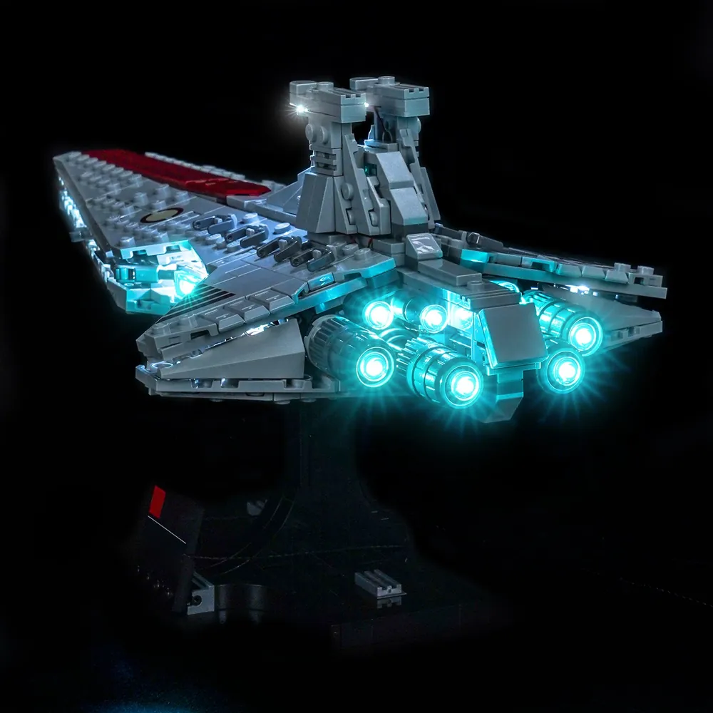 BrickBling Venator lighting effect on the starboard hull