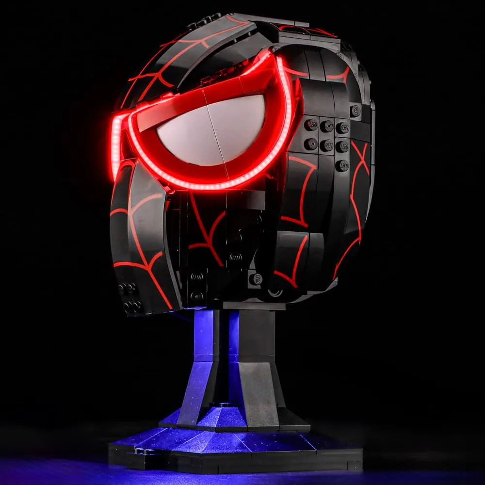 Display of LEGO Miles Morales' Mask 76329 illuminated by Lightailing kit