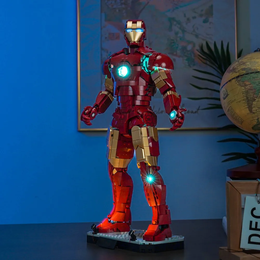 Iron Man Mark 3 with BrickBling remote control lighting