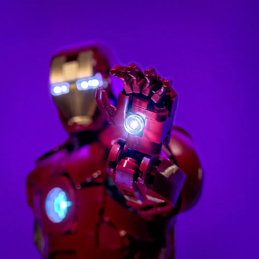 LightMyBricks wiring for Iron Man Mark 3