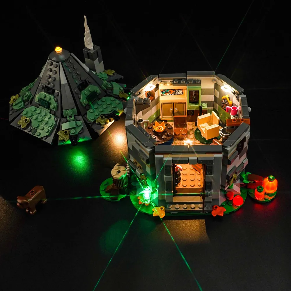 Full display of LEGO 76428 illuminated by BrickBling light kit