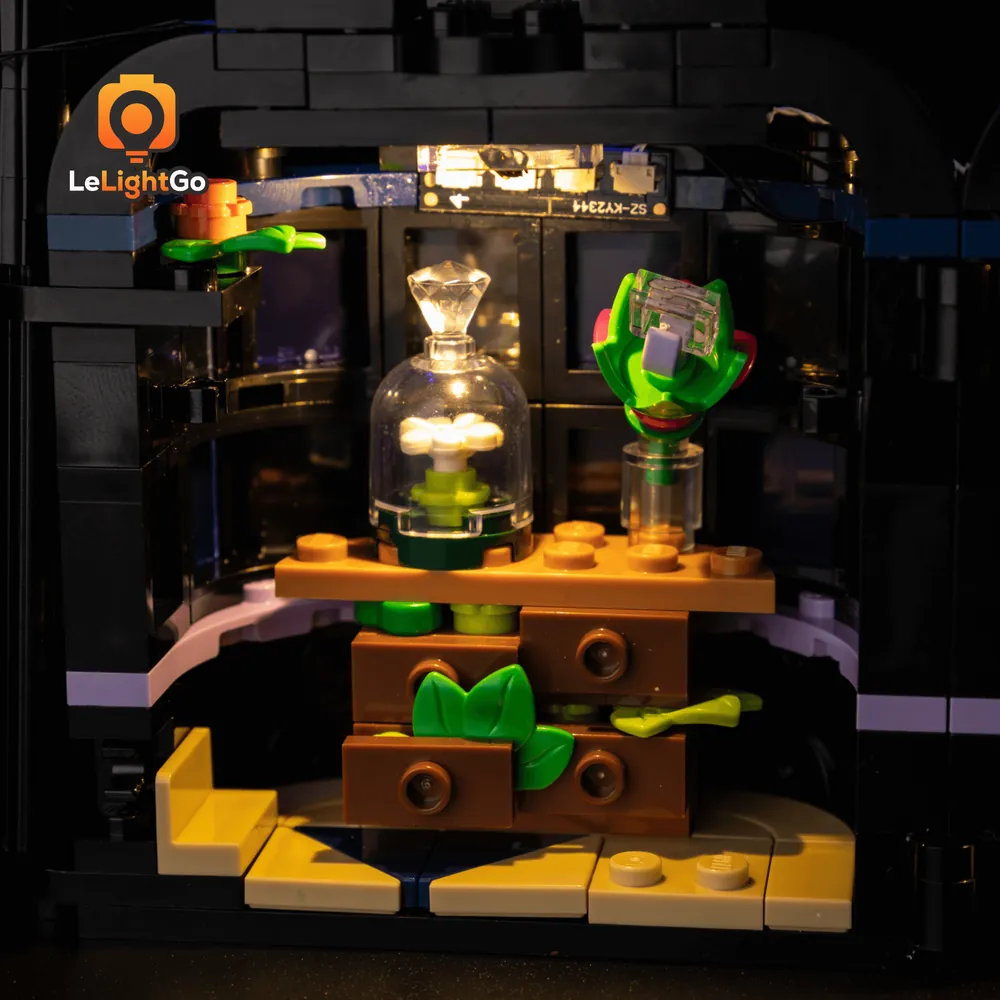 LeLightGo light kit showcasing the open classroom display