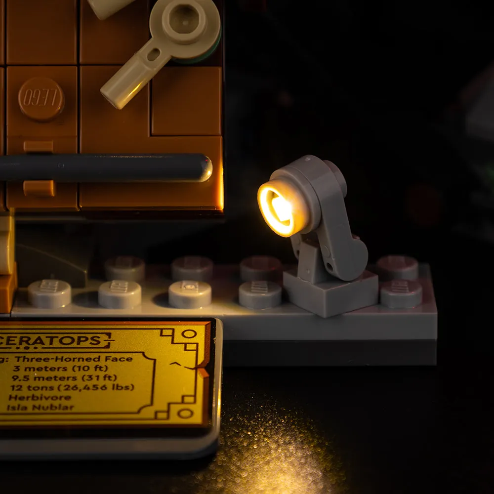 Game of Bricks evenly lit LEGO Triceratops Skull display