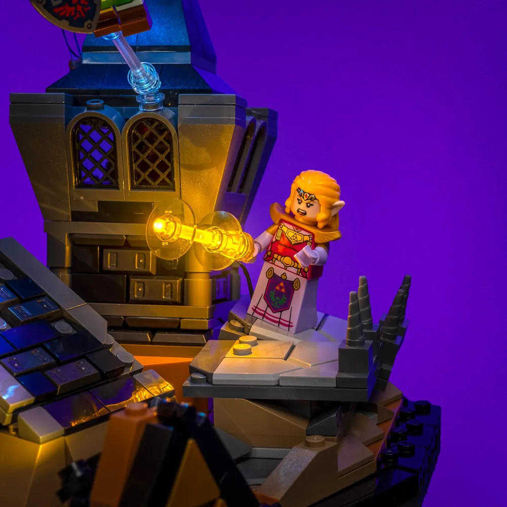 Close-up of Lightmybricks lighting focusing on Beast Ganon and the Triforce area of LEGO 77093