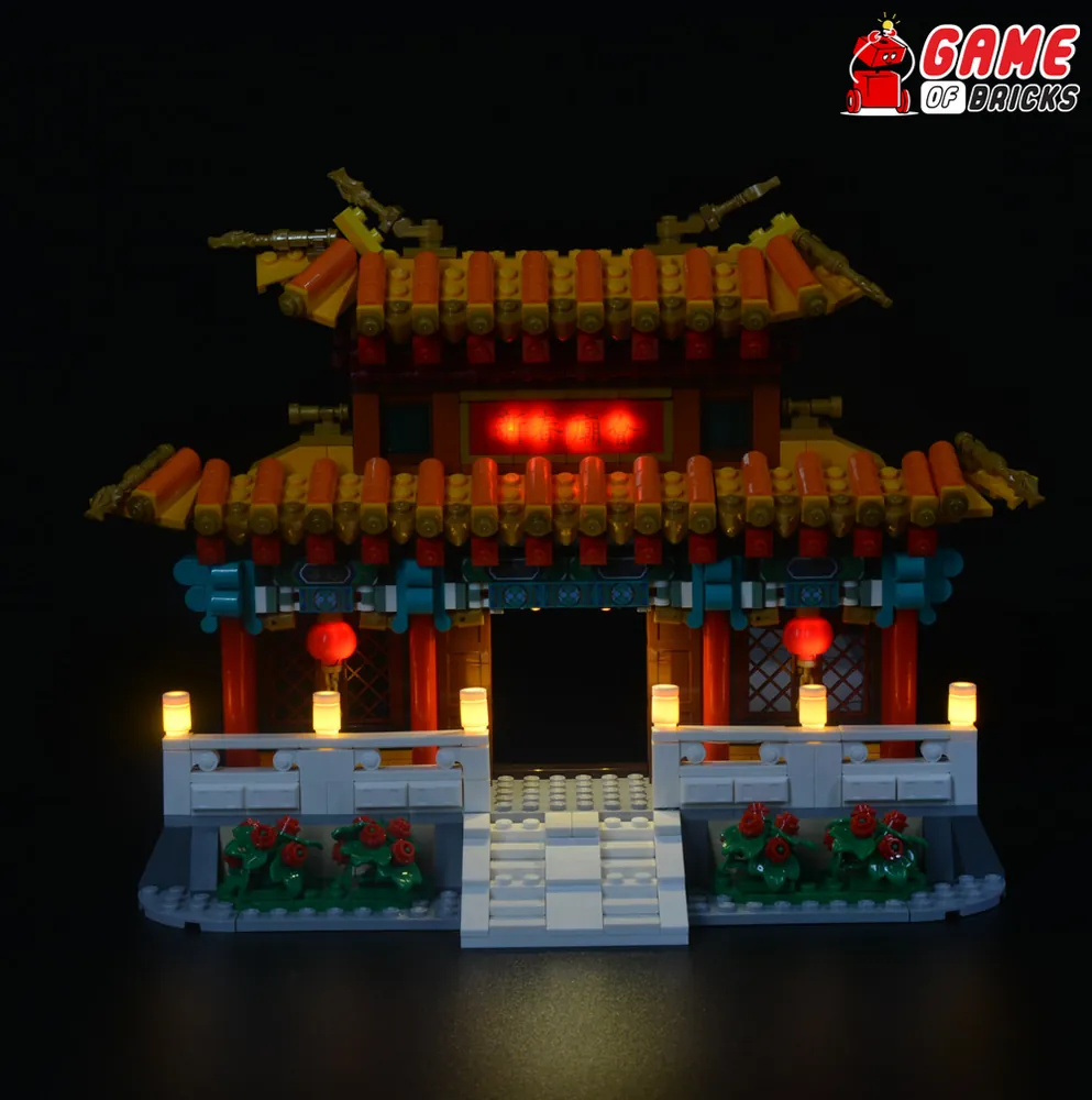 Close-up of Game of Bricks expansion board connections on the LEGO 80105 Temple Fair