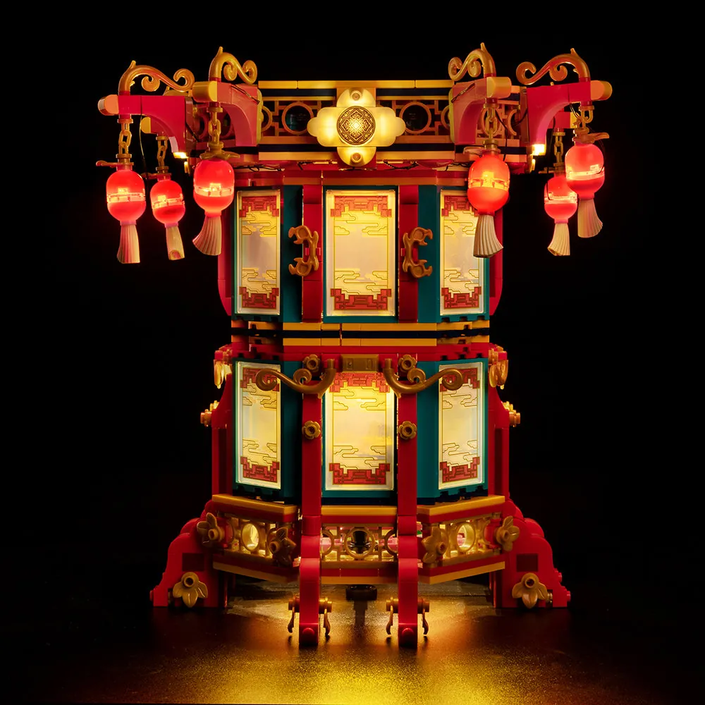 Game of Bricks expansion board modules light up the LEGO Trotting Lantern with a warm, even glow