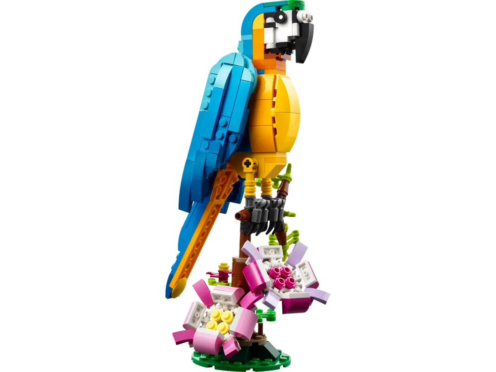 LEGO Exotic Parrot 31136