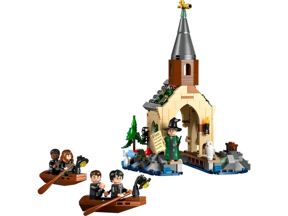 Full LEGO Harry Potter Hogwarts Castle Boathouse set with minifigures in boats approaching the boathouse structure.