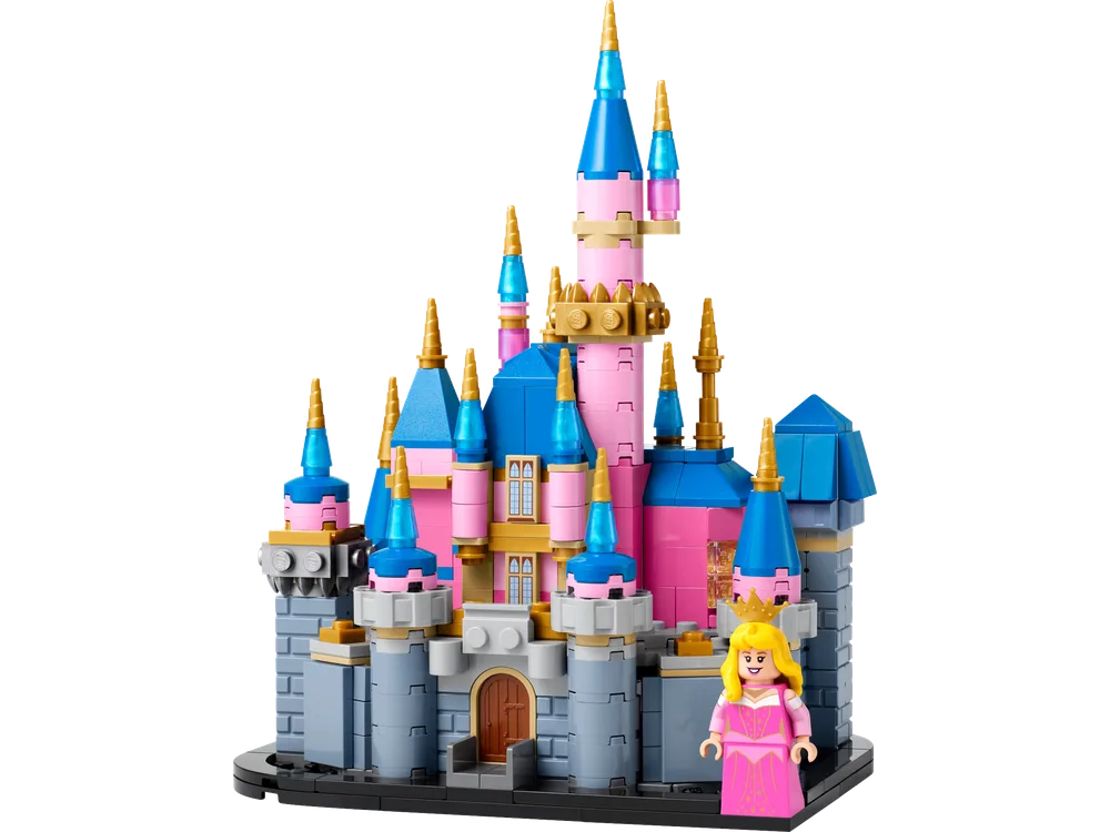 Front view of the LEGO Disney Sleeping Beauty Castle (40720) with Princess Aurora minifigure.