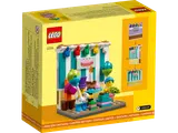 Back of LEGO 40584 box with alternate builds.