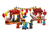 Close-up of market stalls and minifigures.