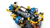 Submarine top view, controls visible.