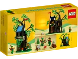 Back of LEGO Forest Hideout box showing details and dimensions.