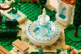 Fountain close-up.