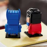 Back view of BrickHeadz Batman and Superman.