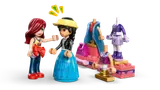 Minifigures with mannequins