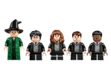 Five Hogwarts™ minifigures.