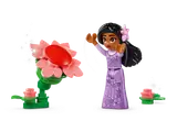 Isabela creating a flower.
