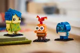 Joy LEGO BrickHeadz close-up.