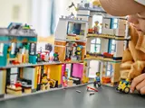Close-up of interior play.