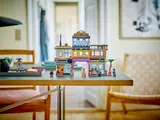 Archway build display.