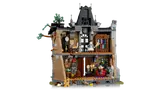Mayor Manor open-back interior view.