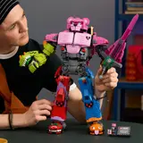 Builder with Mecha Team Leader.