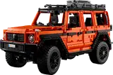 Front 3/4 view of LEGO Technic Mercedes-Benz G 500.
