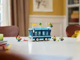 Closed Minions bus, Minions around it.