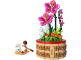 Moana's Flowerpot build with canoe and characters.
