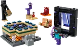 Complete LEGO Minecraft 21584 set components.