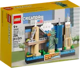 Front of LEGO Creator New York Postcard box (40519).
