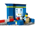 Police Station Chase image 3