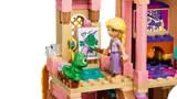Rapunzel painting Pascal.
