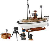 Shackleton's lifeboat with minifigures and accessories.