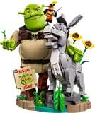 Shrek, Donkey, and Puss in Boots brick-built figures.