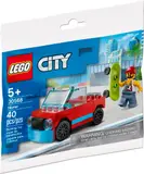 Sealed LEGO City Skater (30568) polybag.
