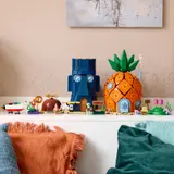 SpongeBob set, cozy display.