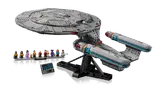 Enterprise D, minifigures, plaque.