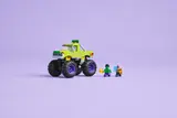 Hulk truck and minifigures.