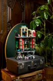 Ministry of Magic display shot.