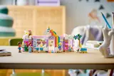 Unicorn Dream Café set display.