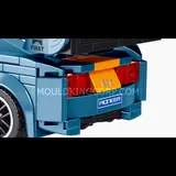 Hinged windshield feature